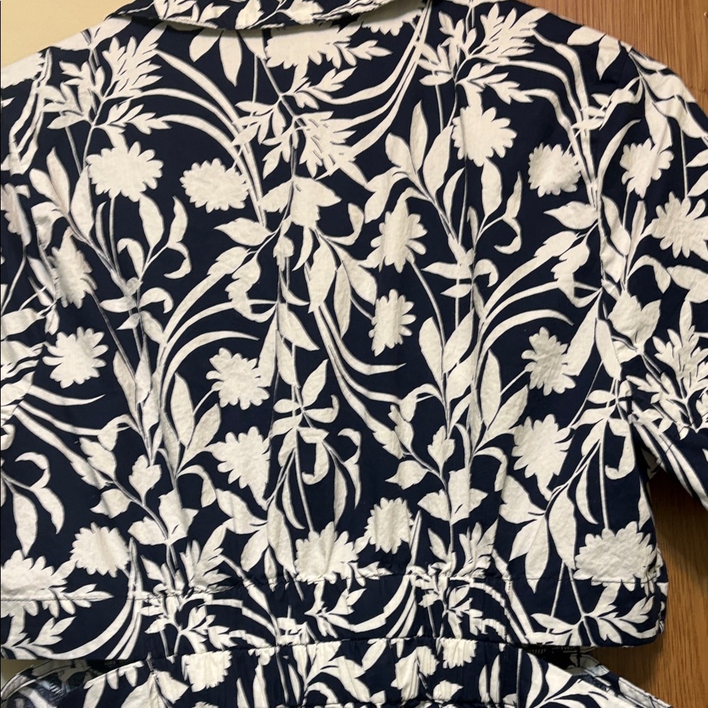 Old Navy Black and White Floral Midi Dress - Picture 6 of 11